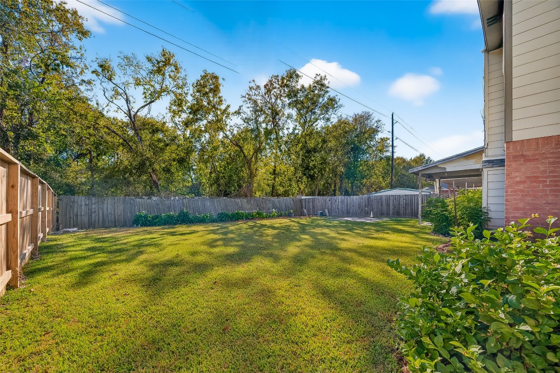 15527 Seminole Canyon Drive Property Photo 17
