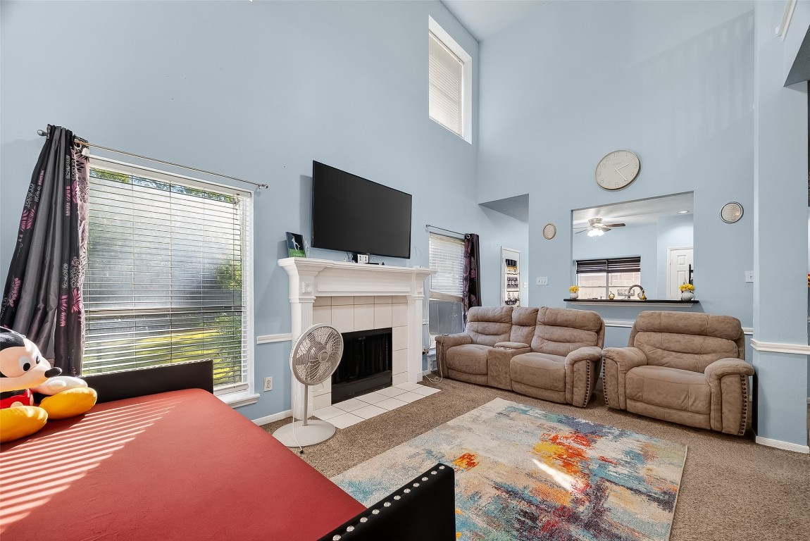 15527 Seminole Canyon Drive Property Photo 23