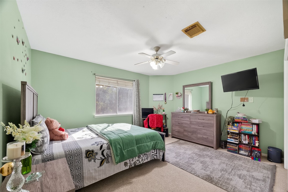 15527 Seminole Canyon Drive Property Photo 28