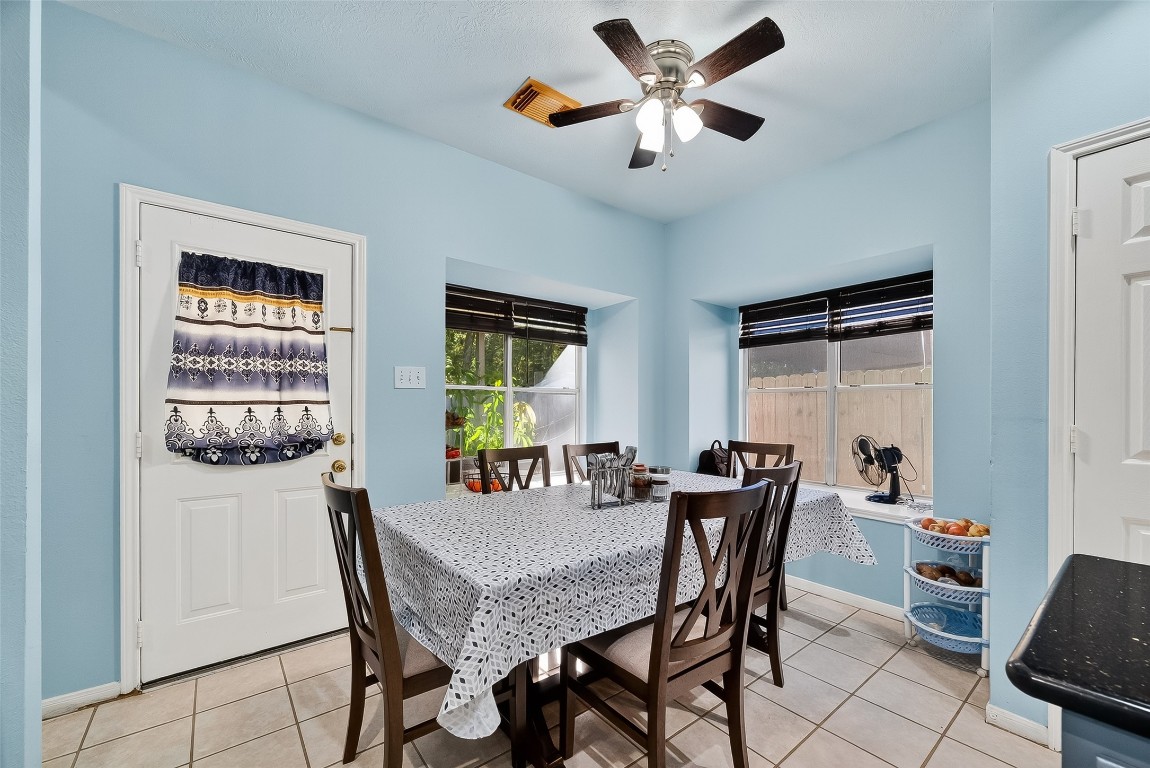 15527 Seminole Canyon Drive Property Photo 43