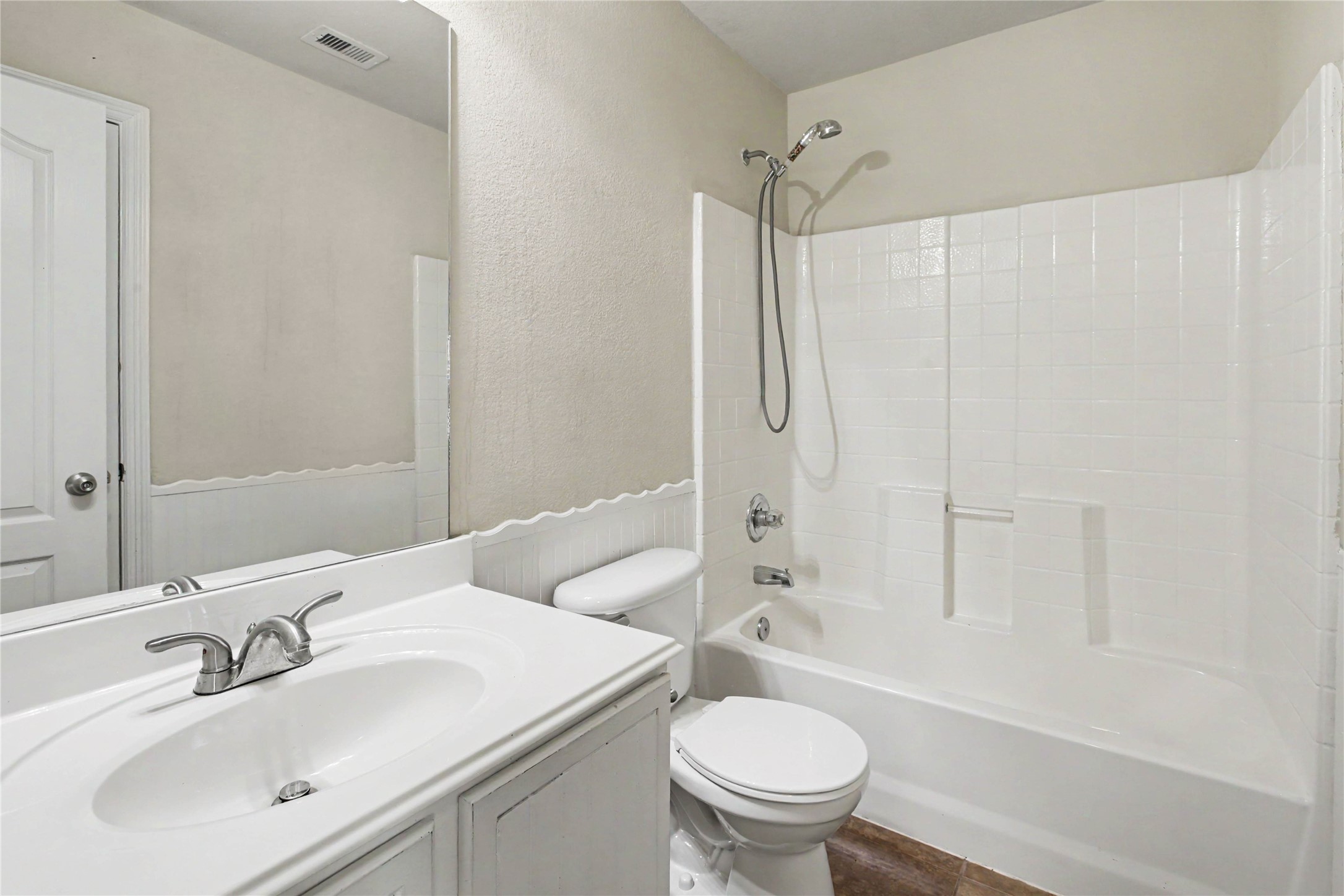 7 Briar Grove Court Property Photo 9
