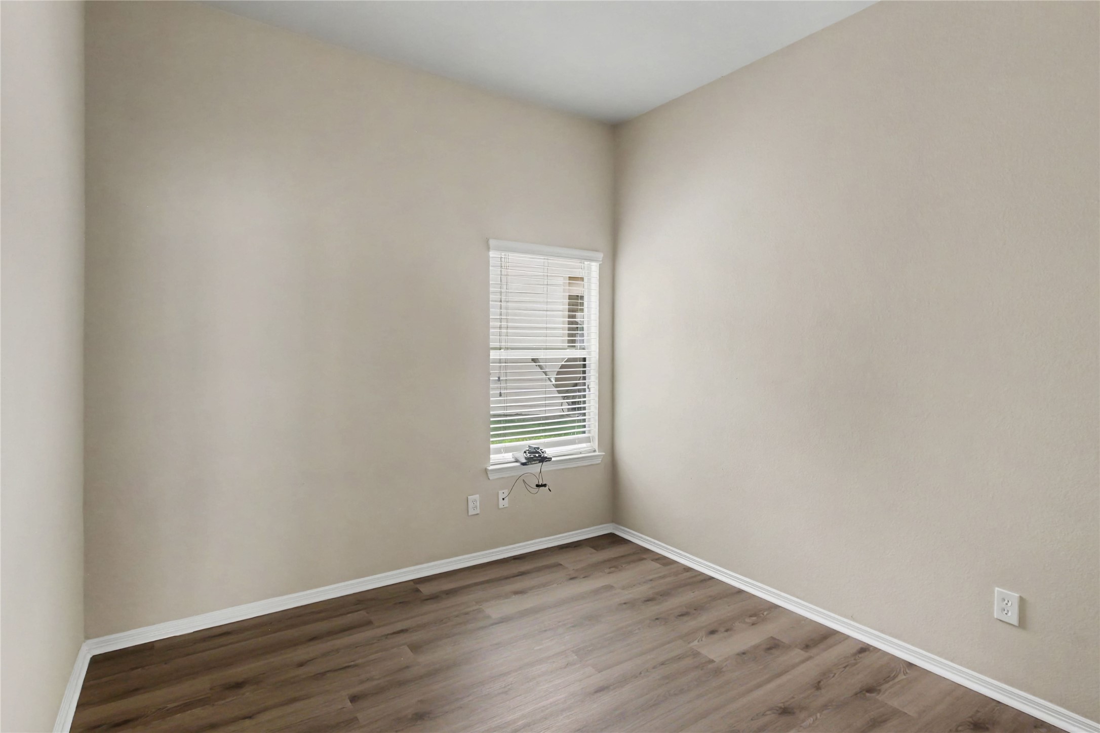 7 Briar Grove Court Property Photo 11