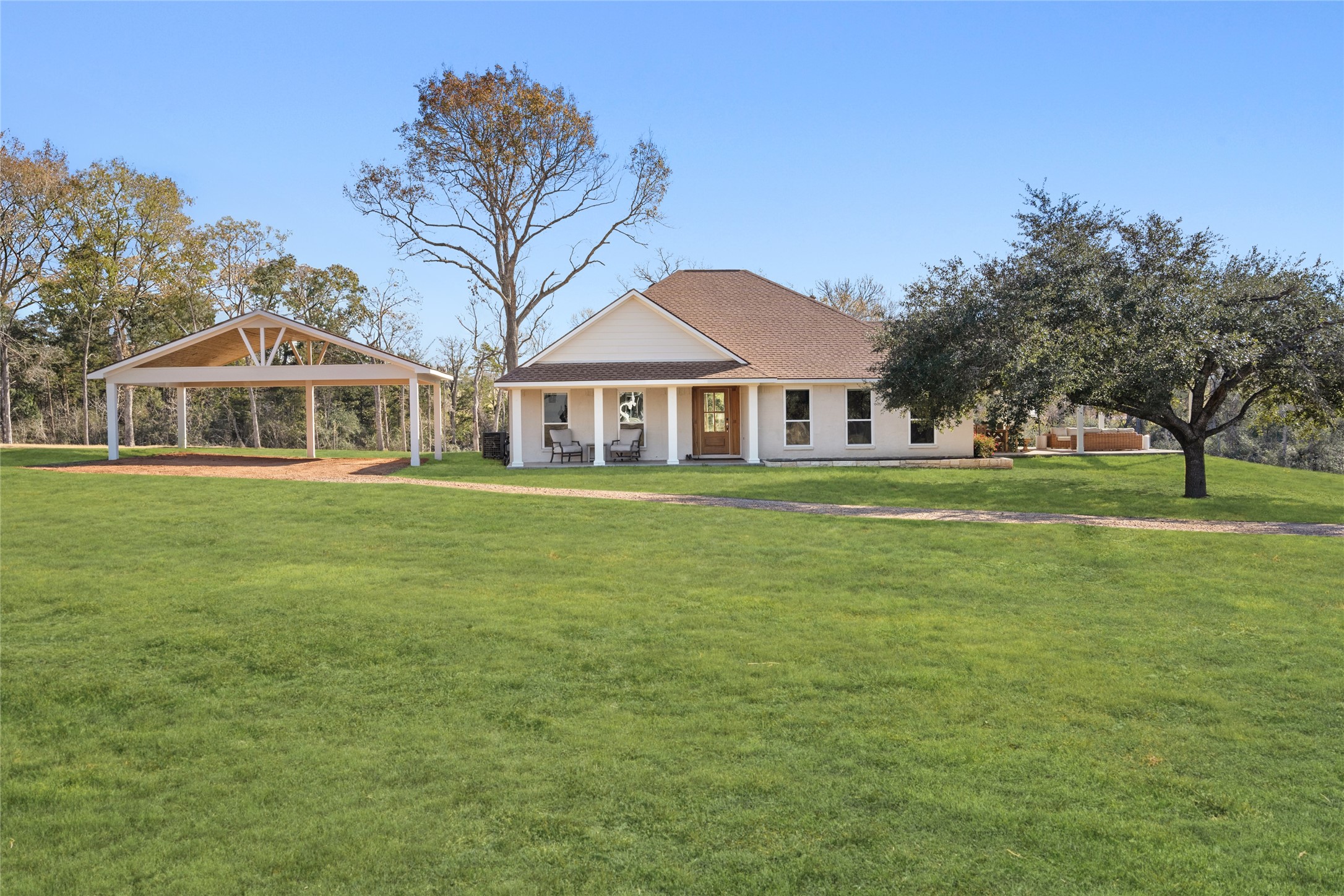 7690 Wolff Road Property Photo
