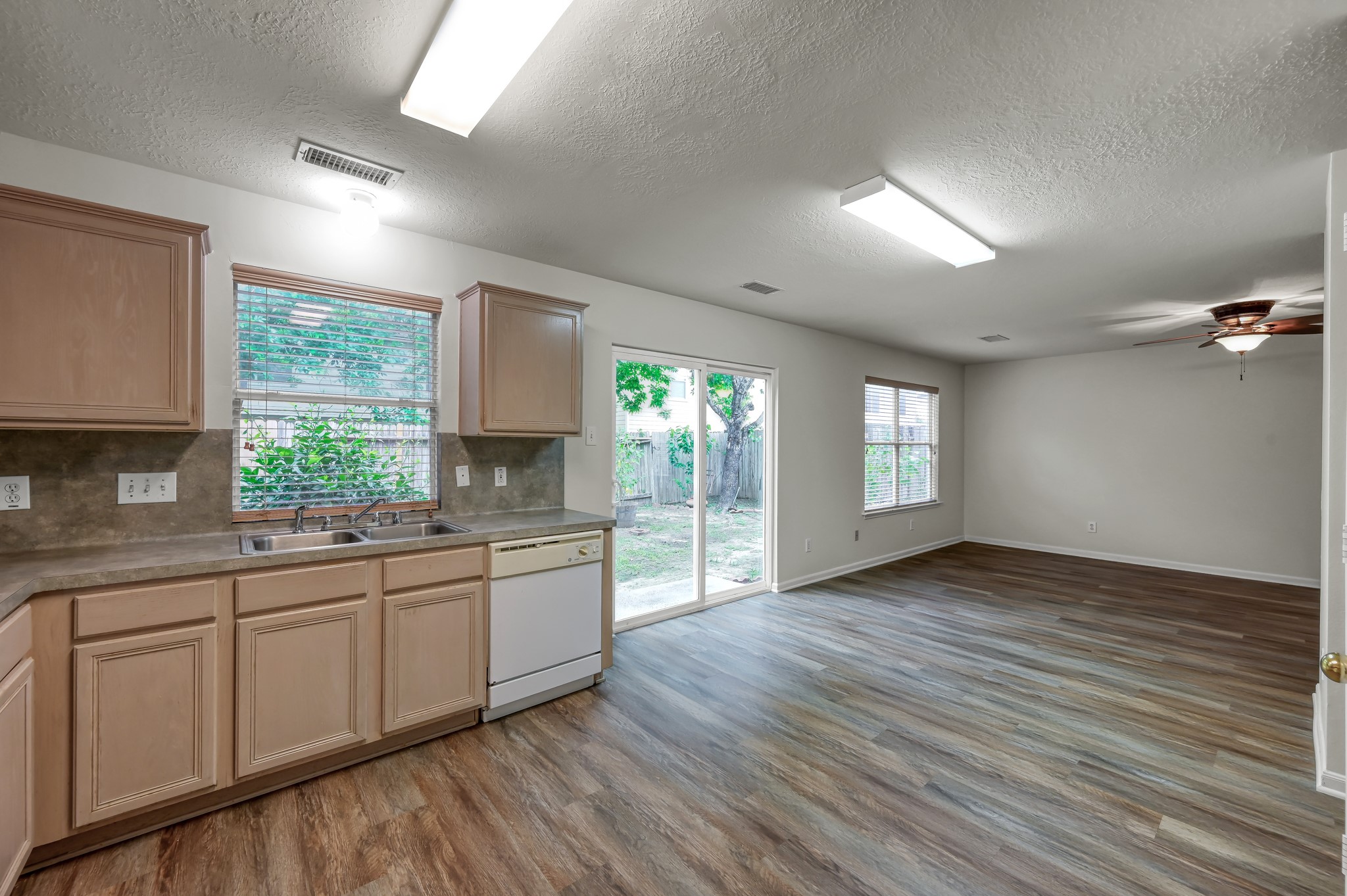 19427 Ambrosia Falls Drive Property Photo 25