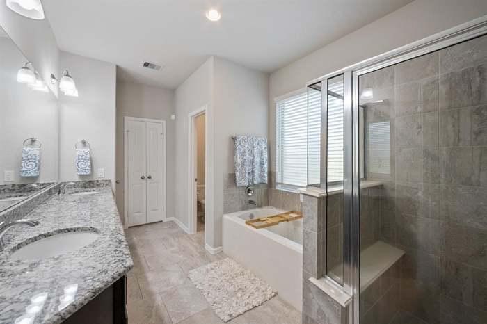3710 Brampton Island Drive Property Photo 11