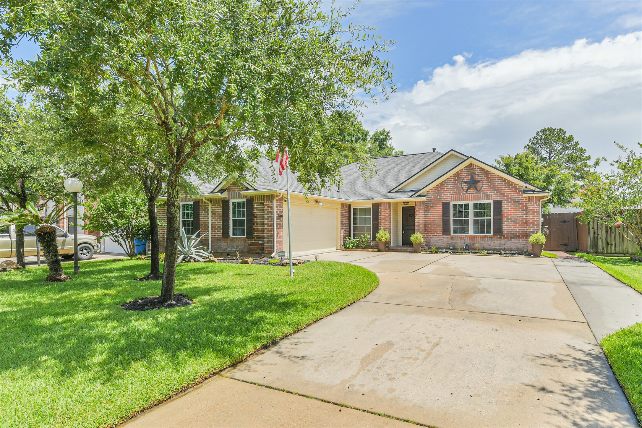22522 Willow Branch Lane Property Photo 1