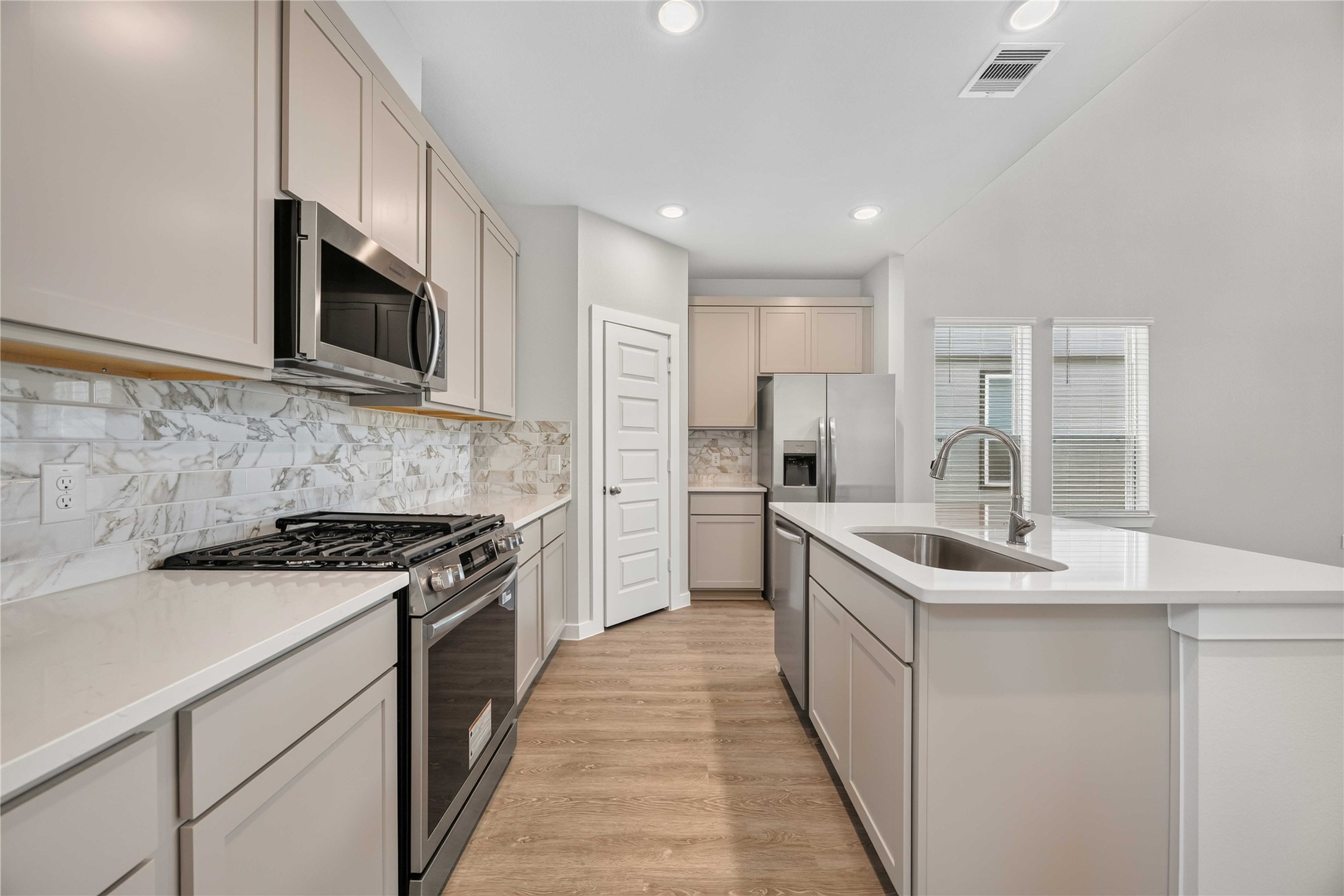 1041 Bluebonnet Trails Property Photo 9