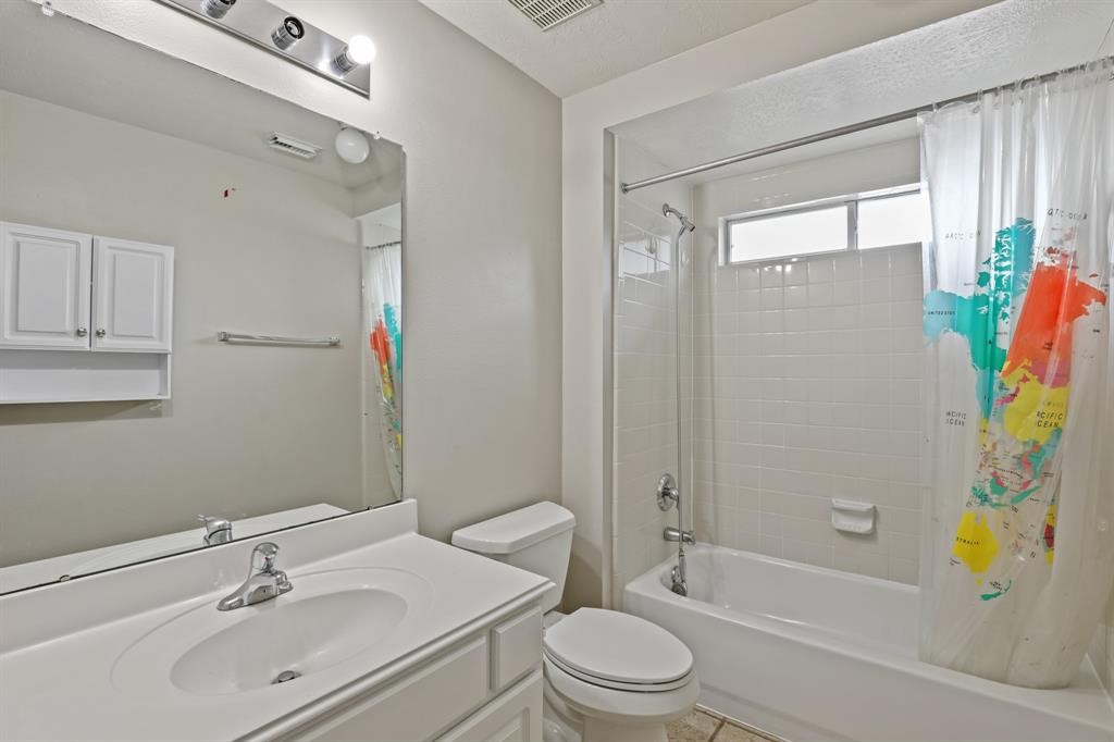 21706 Blackstone Court Property Photo 27