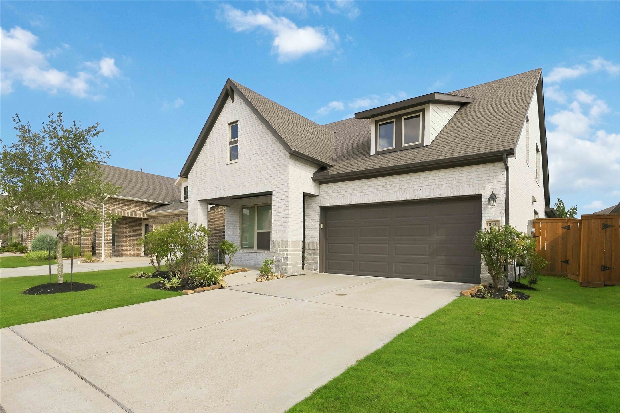 18334 Midnight Stone Lane Property Photo 2