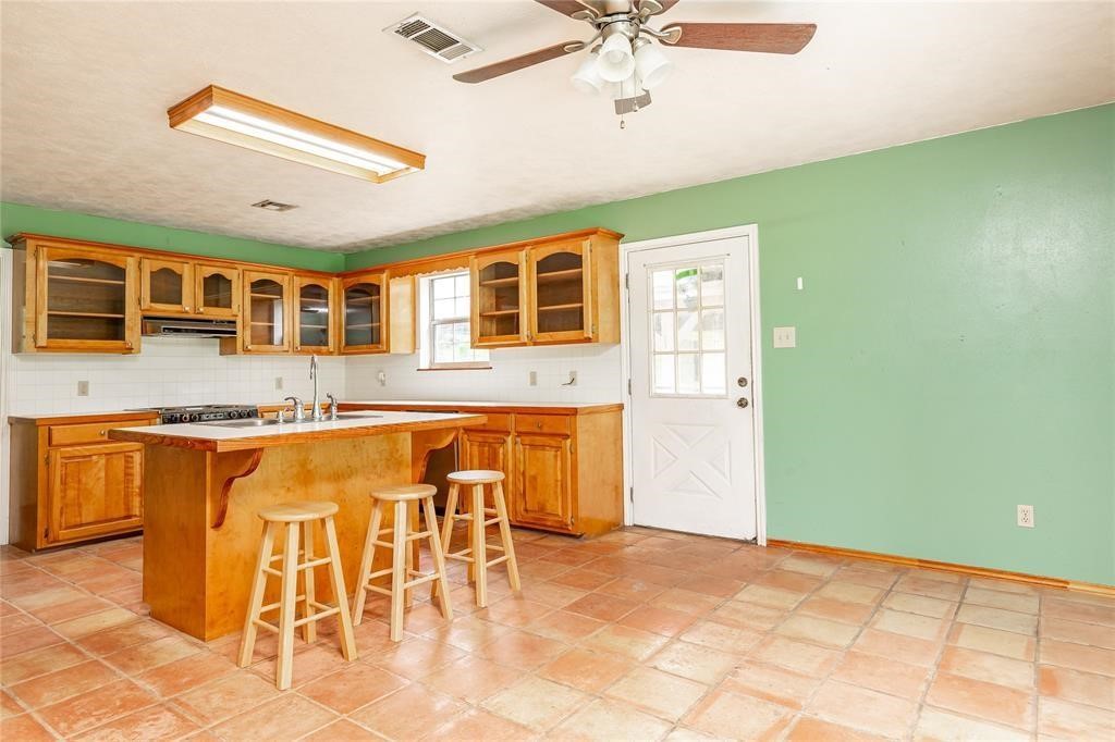 1470 Cooks Road Property Photo 6