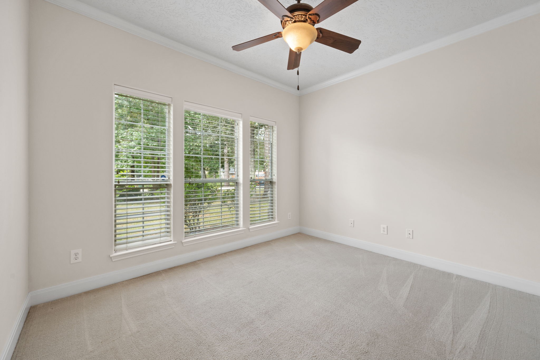 1743 Hill Top Lane Property Photo 7