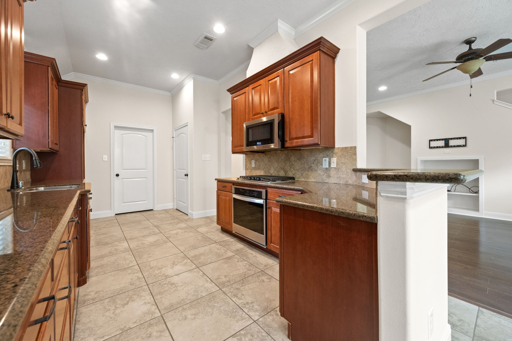 1743 Hill Top Lane Property Photo 16