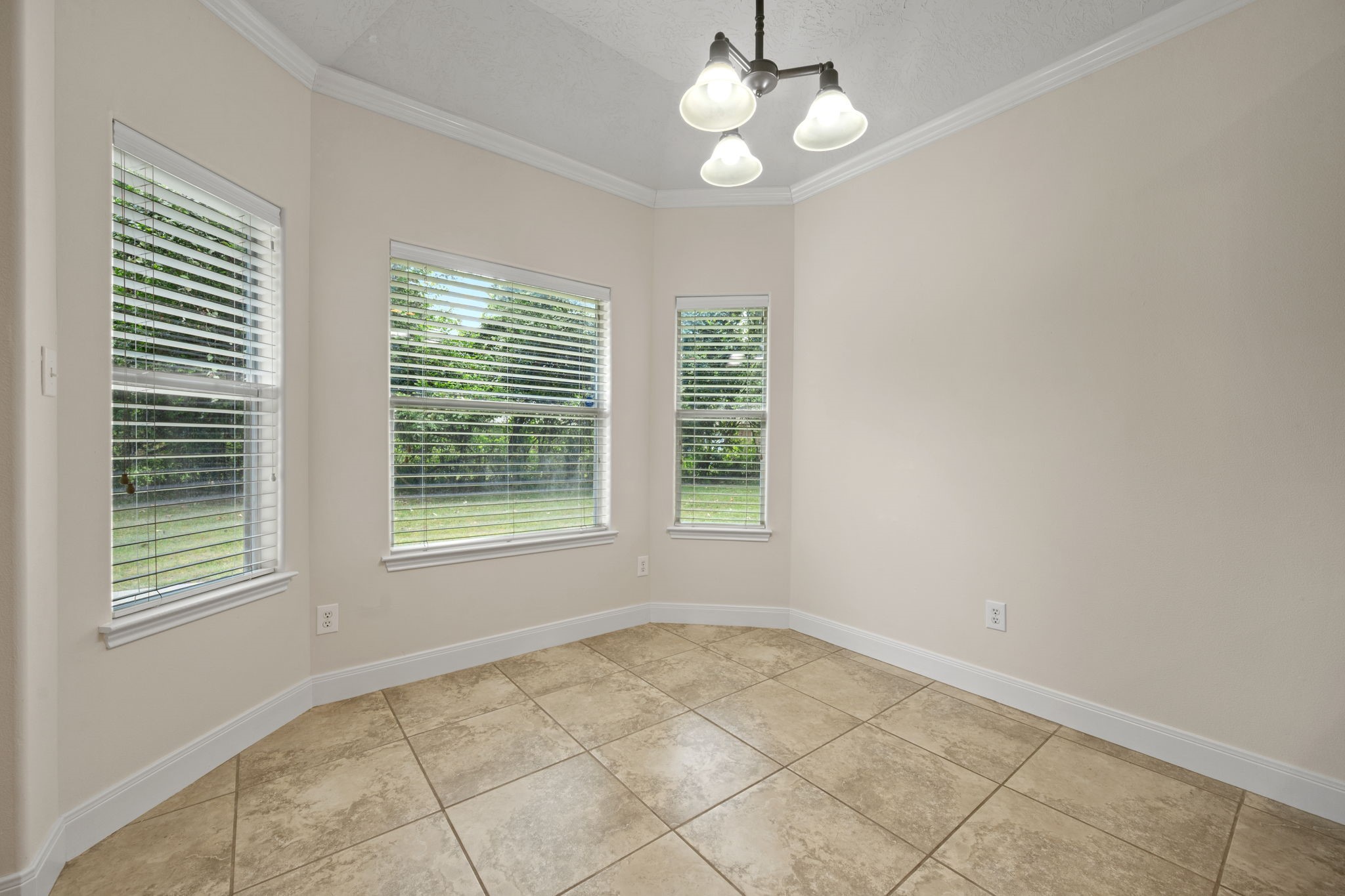 1743 Hill Top Lane Property Photo 19