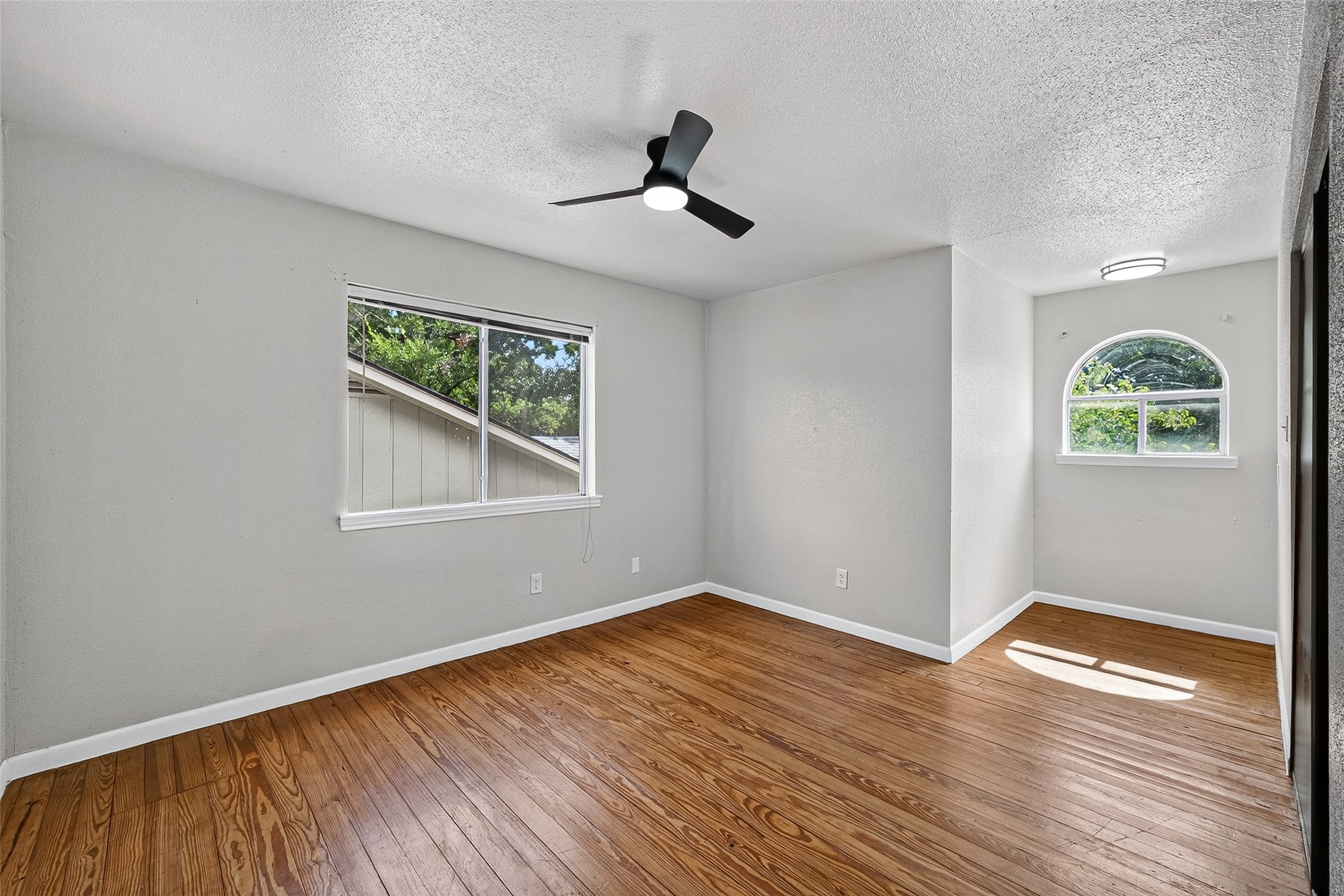 1119 Pinecroft Drive Property Photo 30