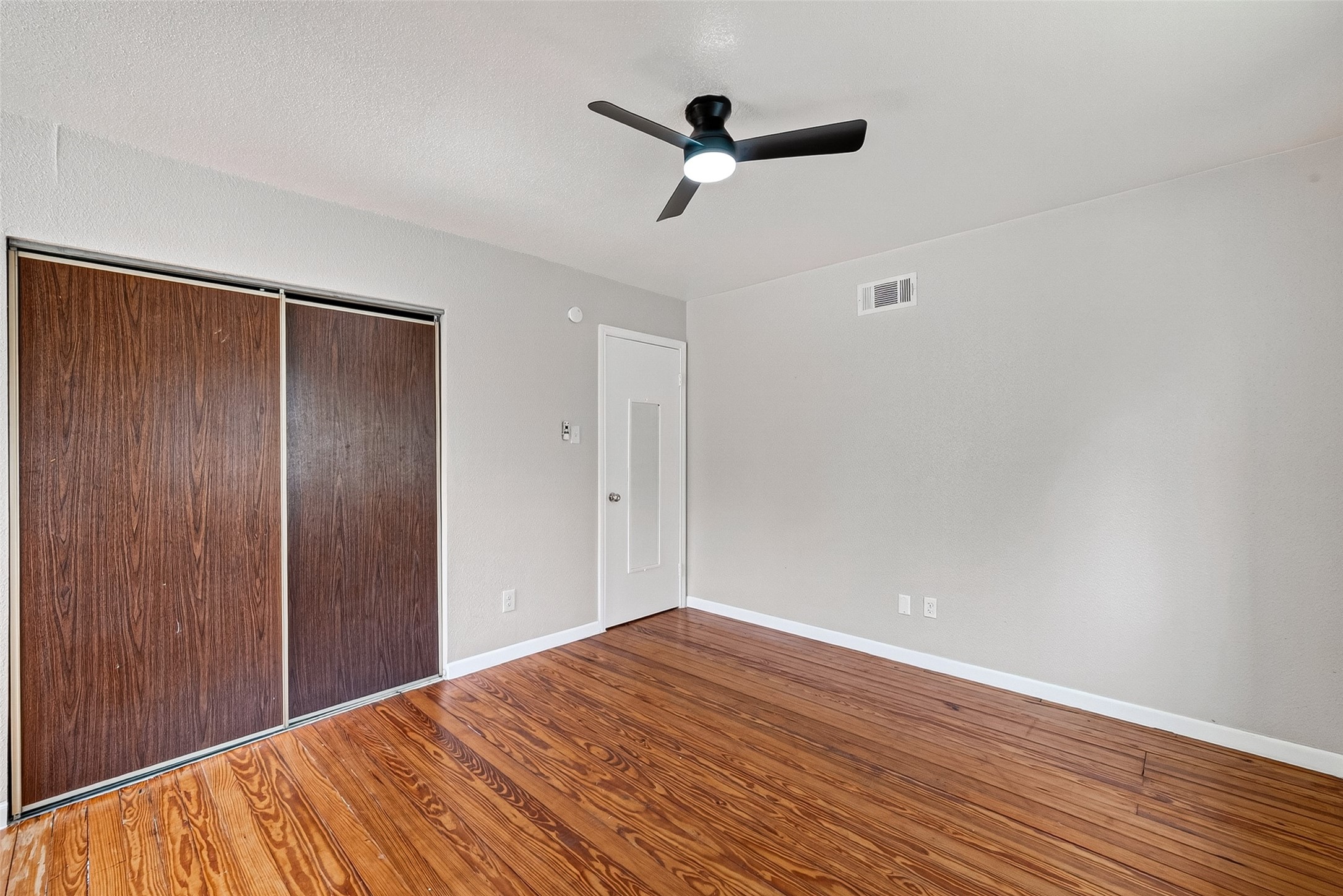 1119 Pinecroft Drive Property Photo 31