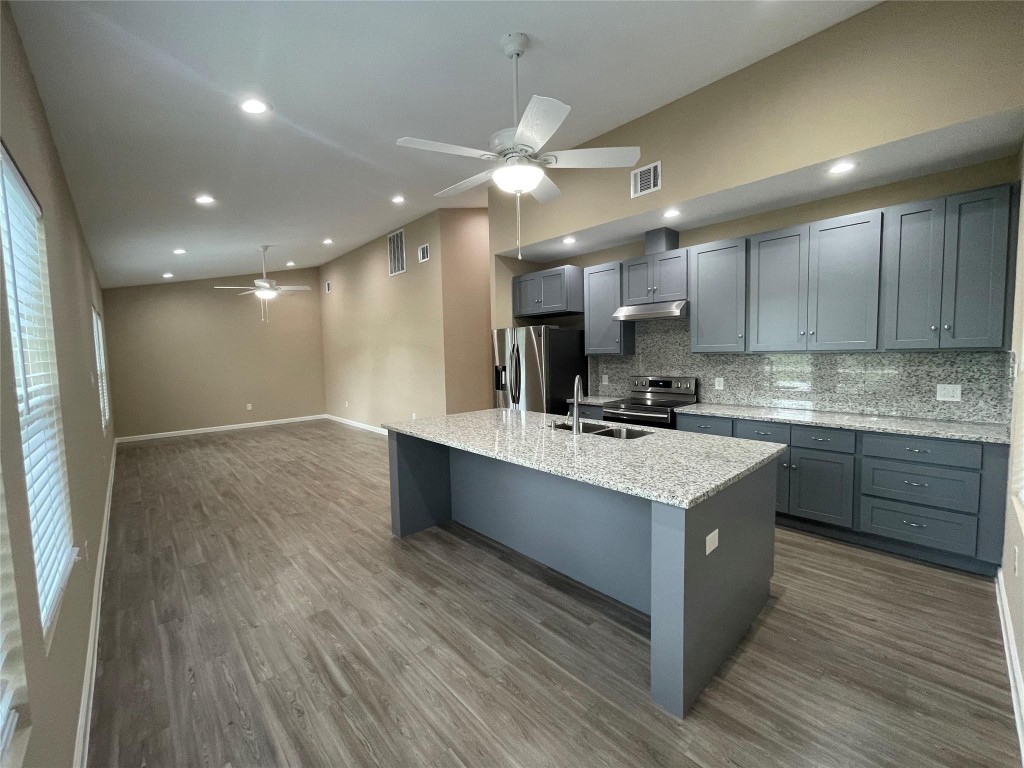 2210 Arapahoe Drive Property Photo 5