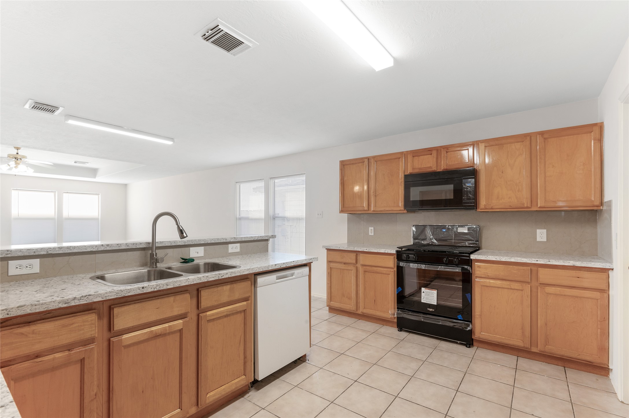 2923 Katybriar Lane Property Photo 11