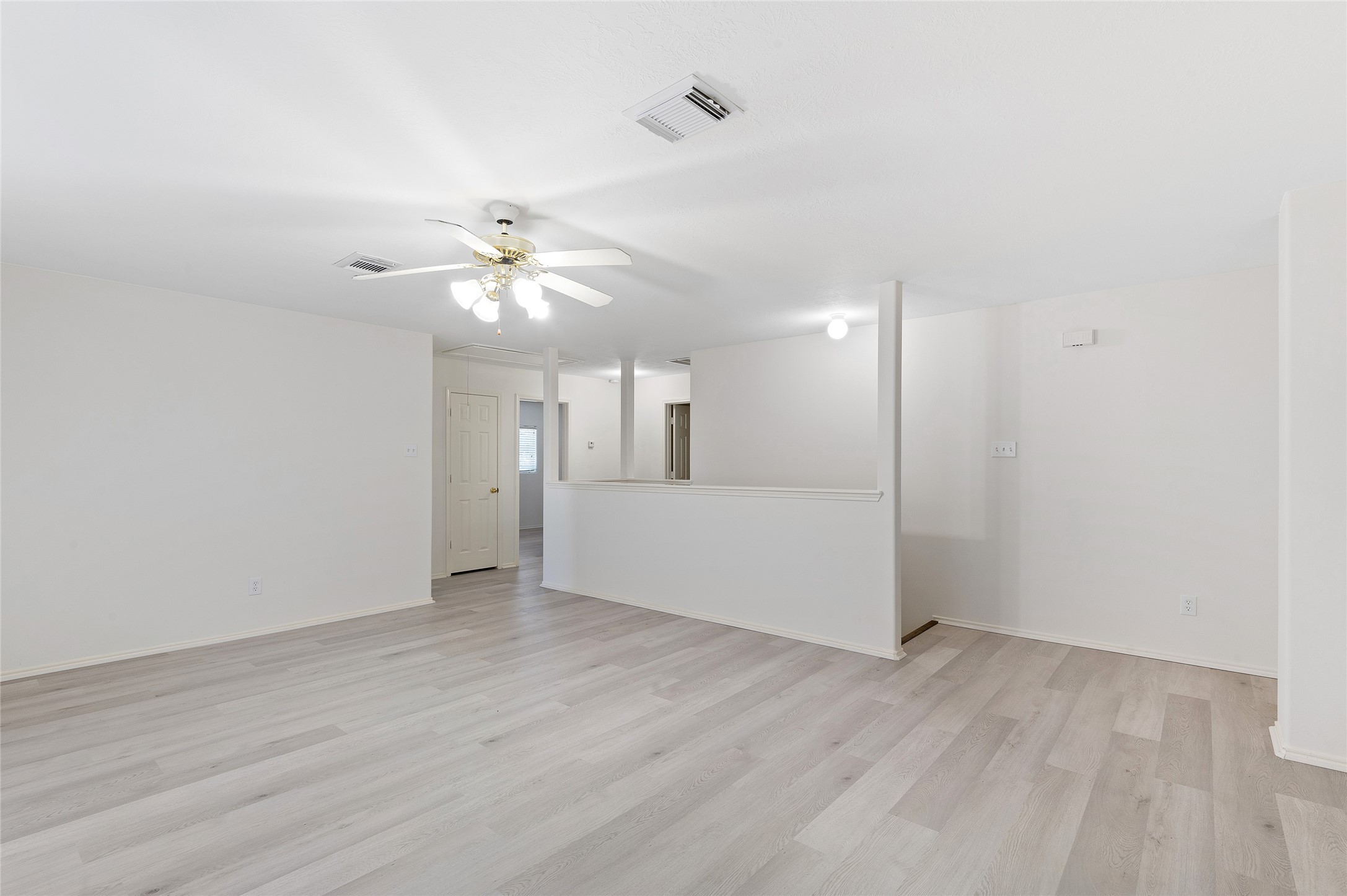 2923 Katybriar Lane Property Photo 12