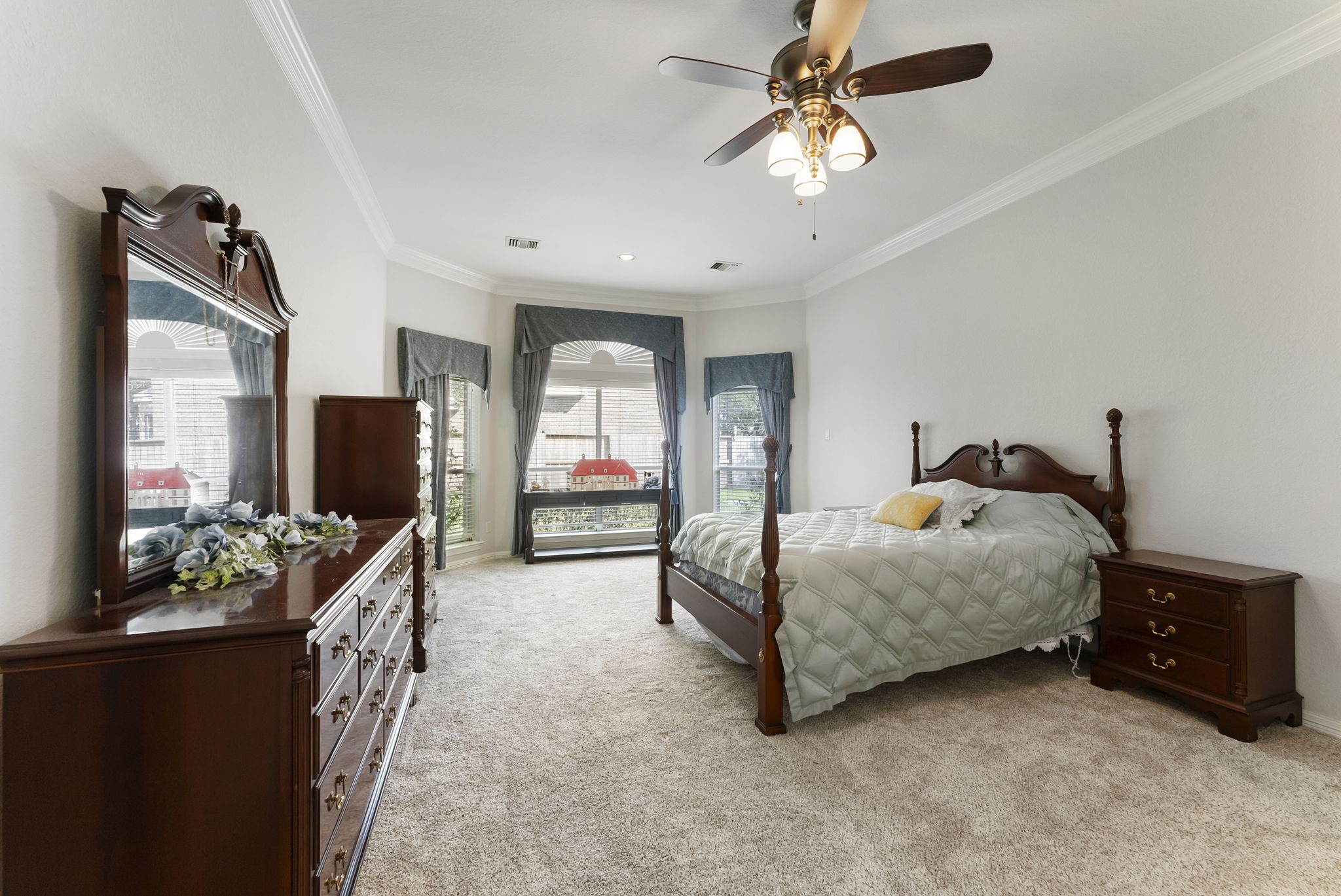 1719 Redstone Manor Drive Property Photo 16