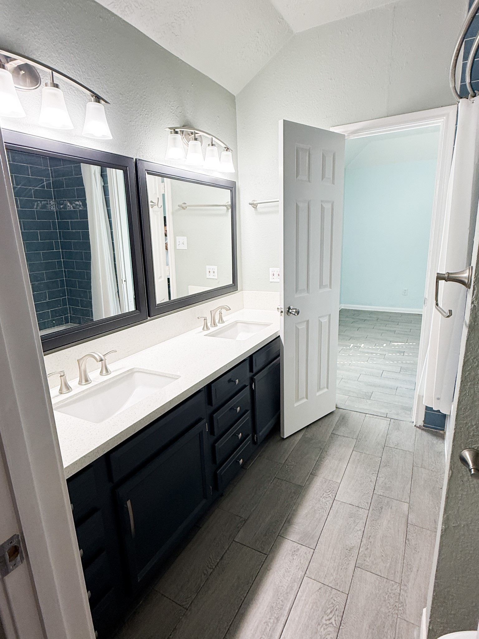 3348 Reeves Street Property Photo 5