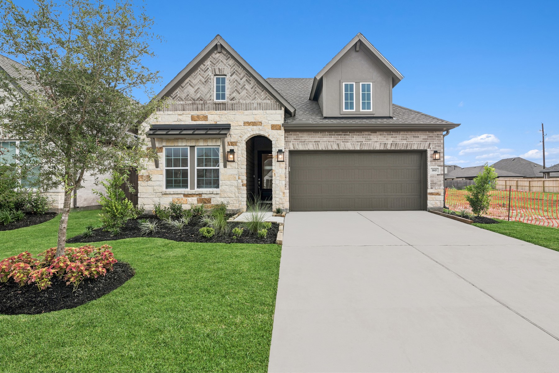 160 Ginger Garlic Loop Property Photo 1