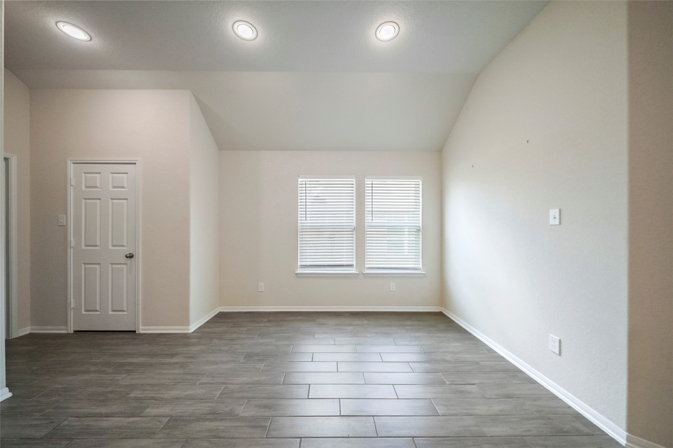 3227 Fairhaven Lane Property Photo 16