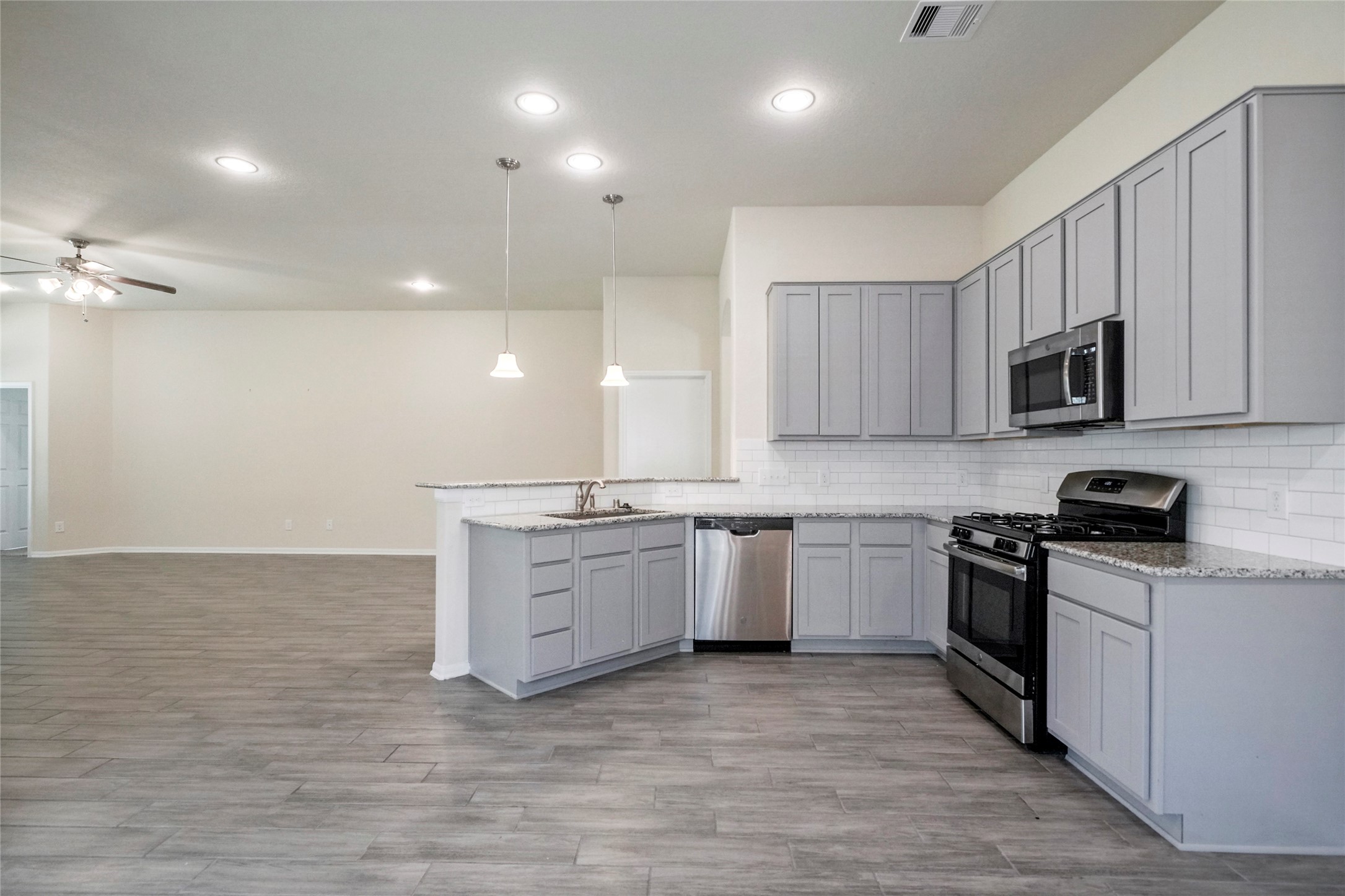 3227 Fairhaven Lane Property Photo 18