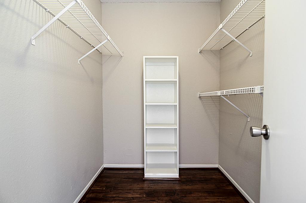 2818 S Bartell Drive 312 Property Photo 15