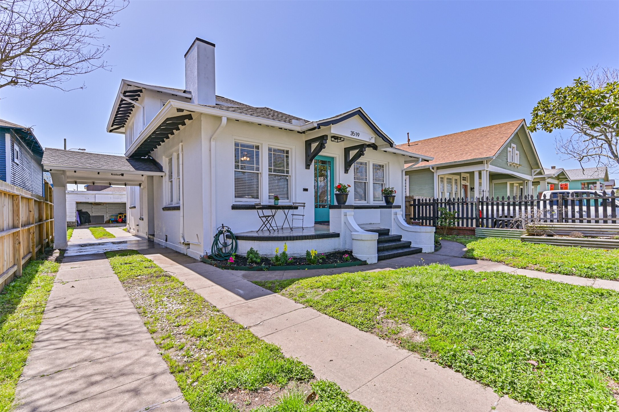 3519 Avenue R 1/2 Property Photo 1