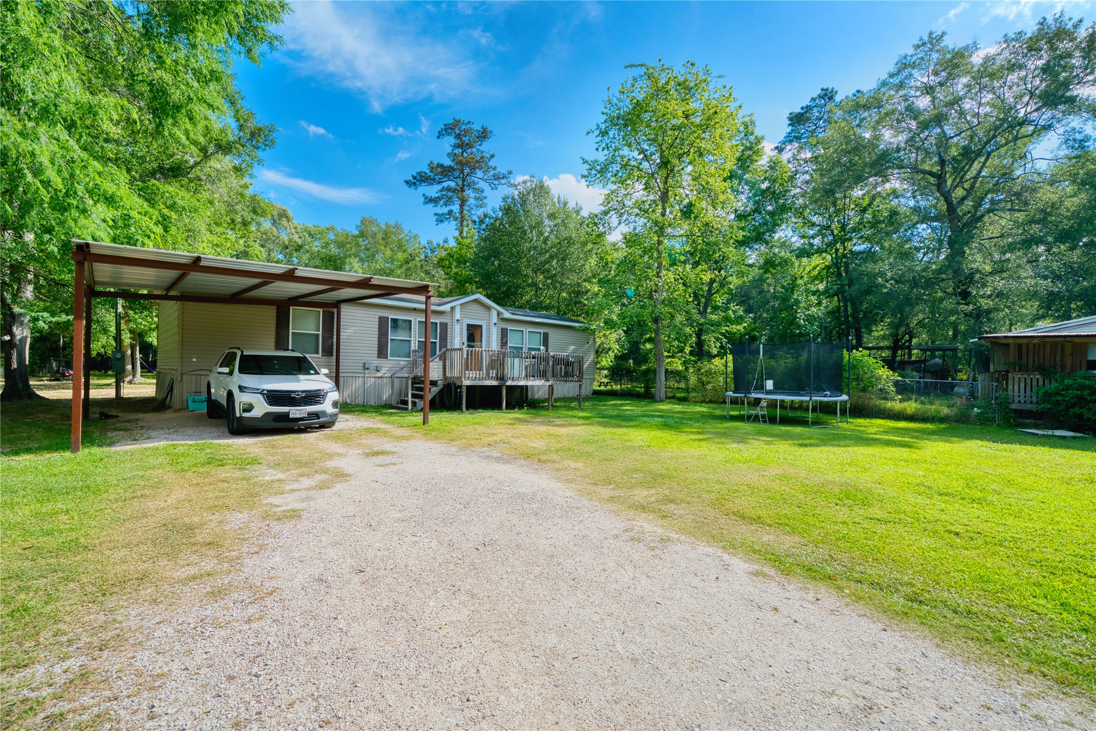 103 County Road 370 Property Photo 5