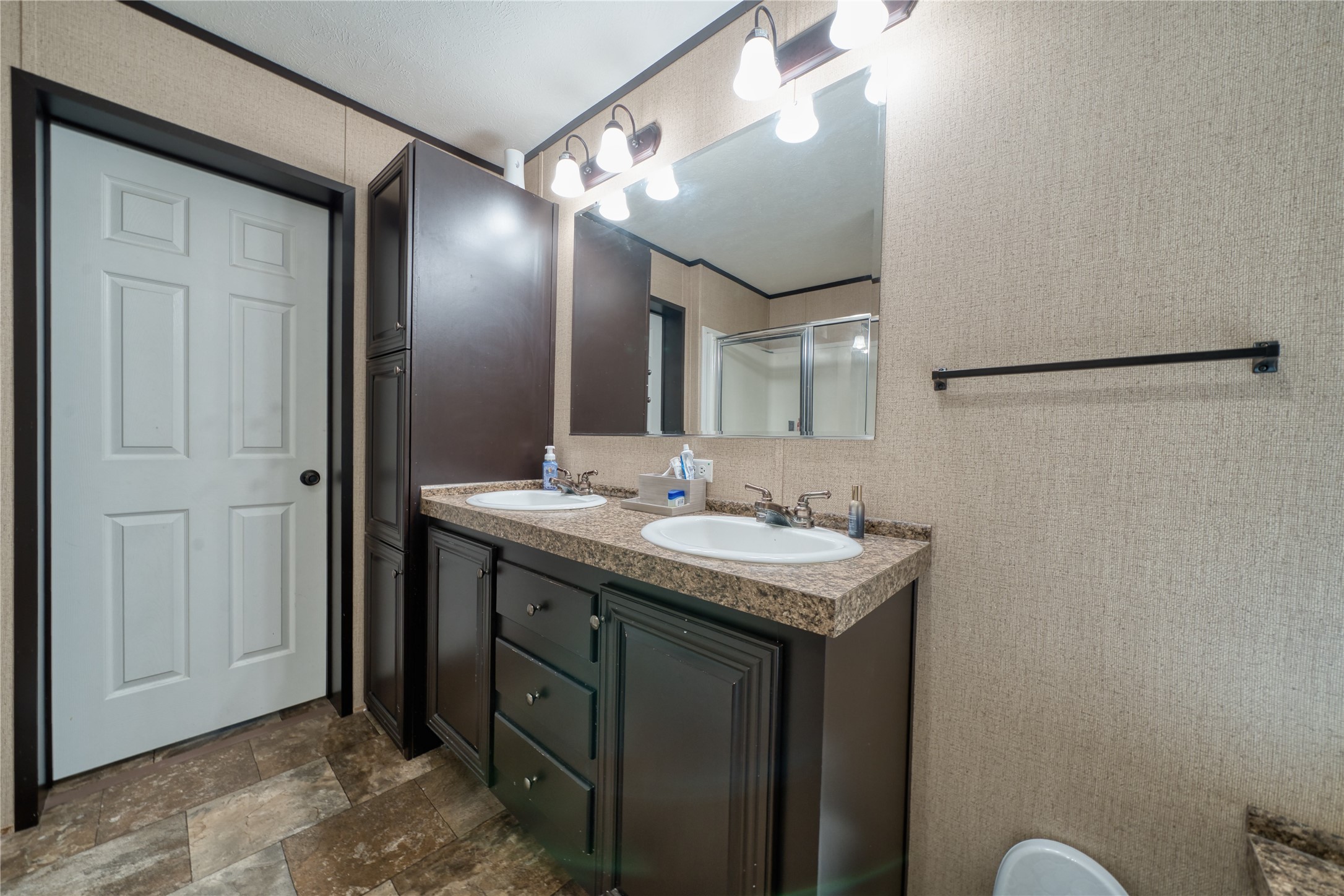 103 County Road 370 Property Photo 22