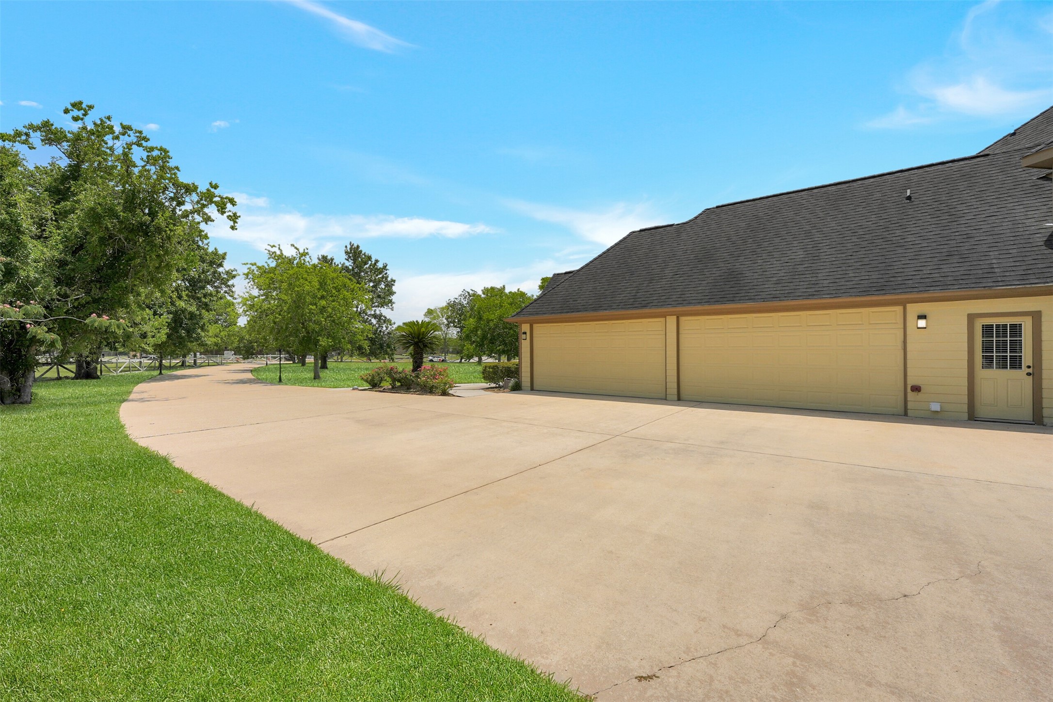2750 County Road 48 Property Photo 37
