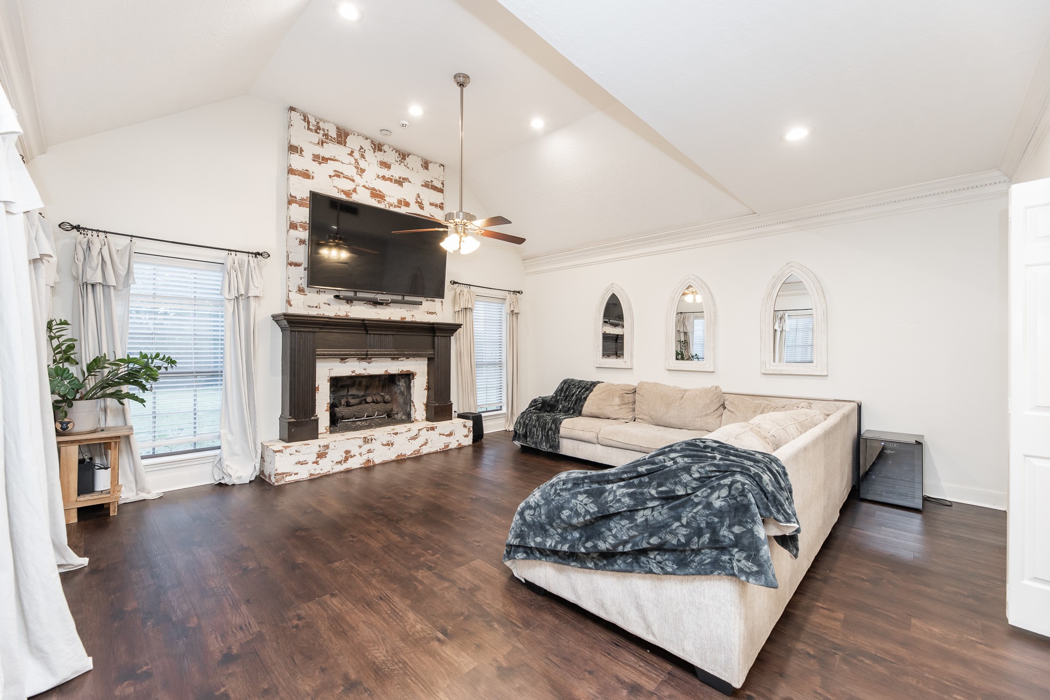 14102 N Suddley Castle Street Property Photo 4