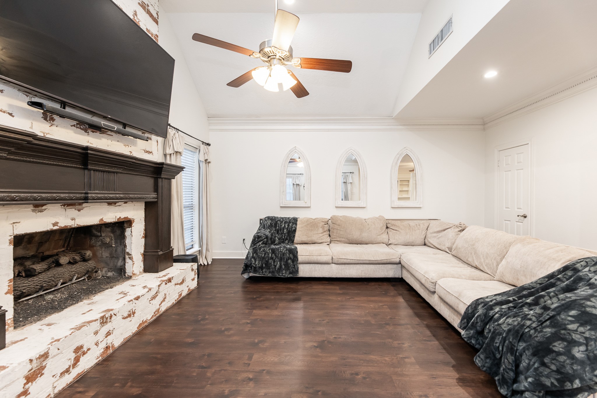 14102 N Suddley Castle Street Property Photo 7