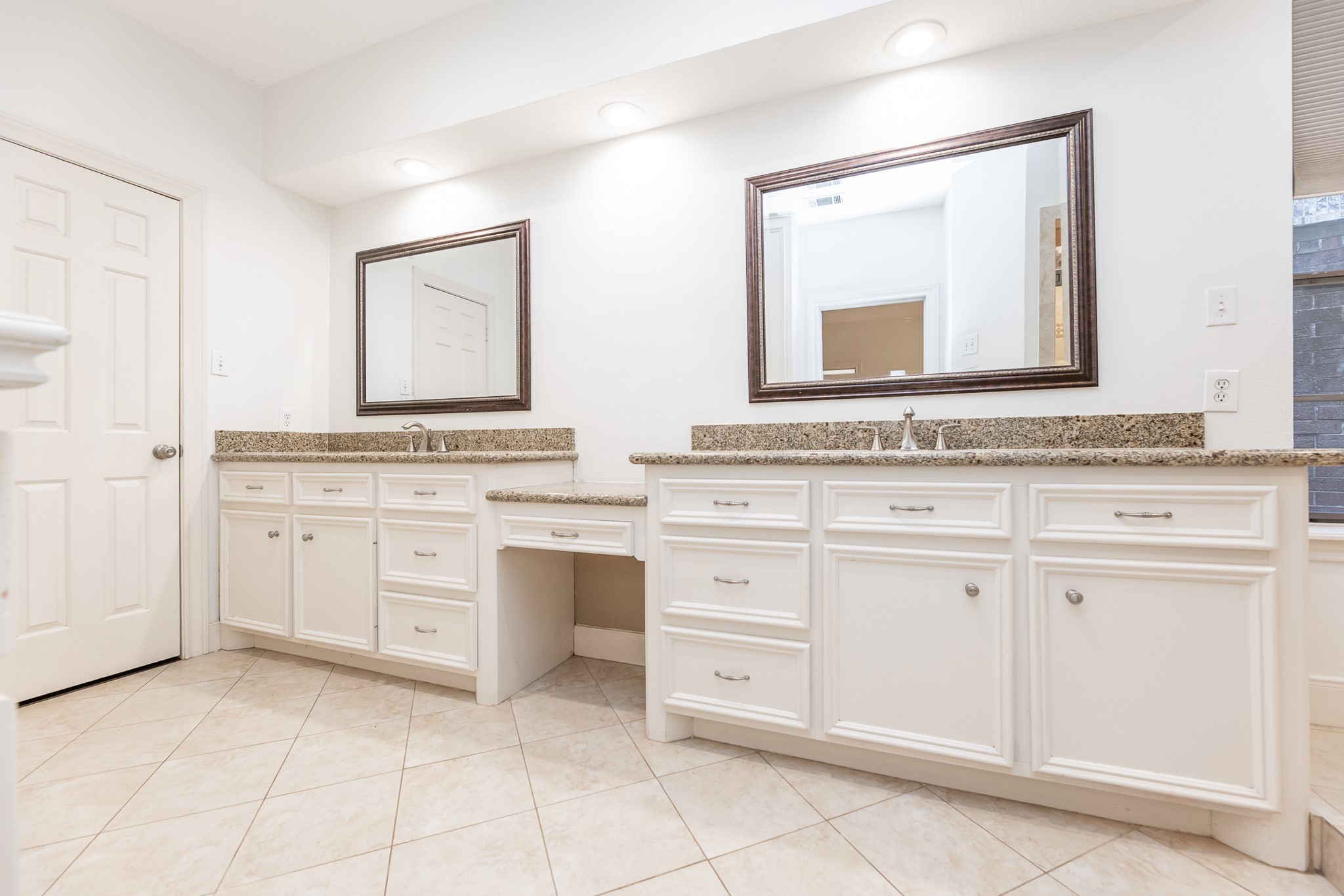 14102 N Suddley Castle Street Property Photo 26