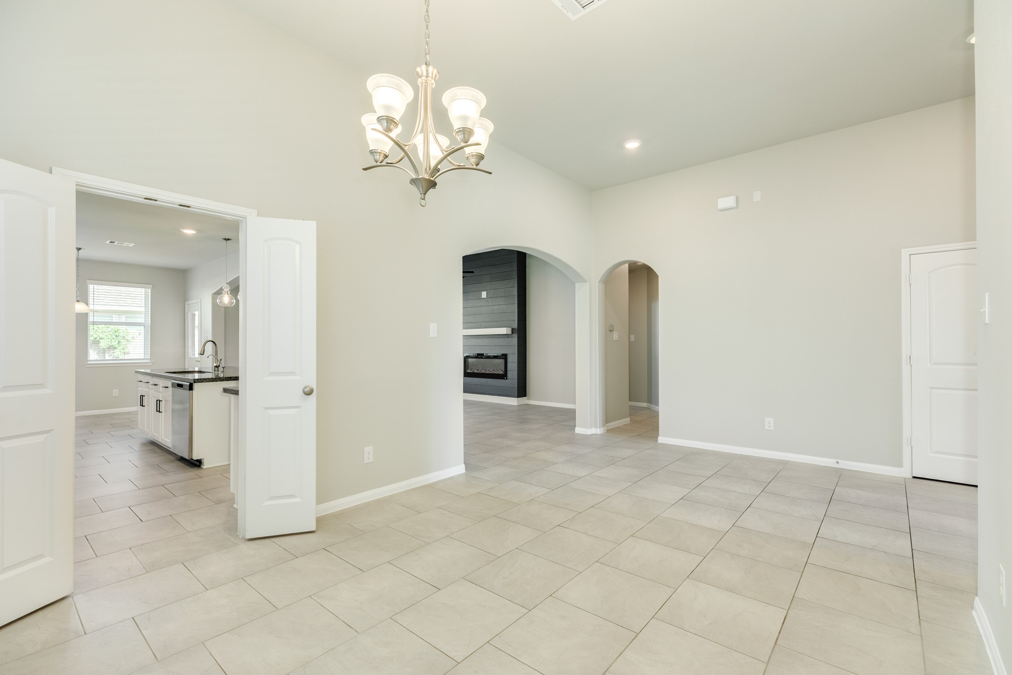 1842 Kenley Way Property Photo 7