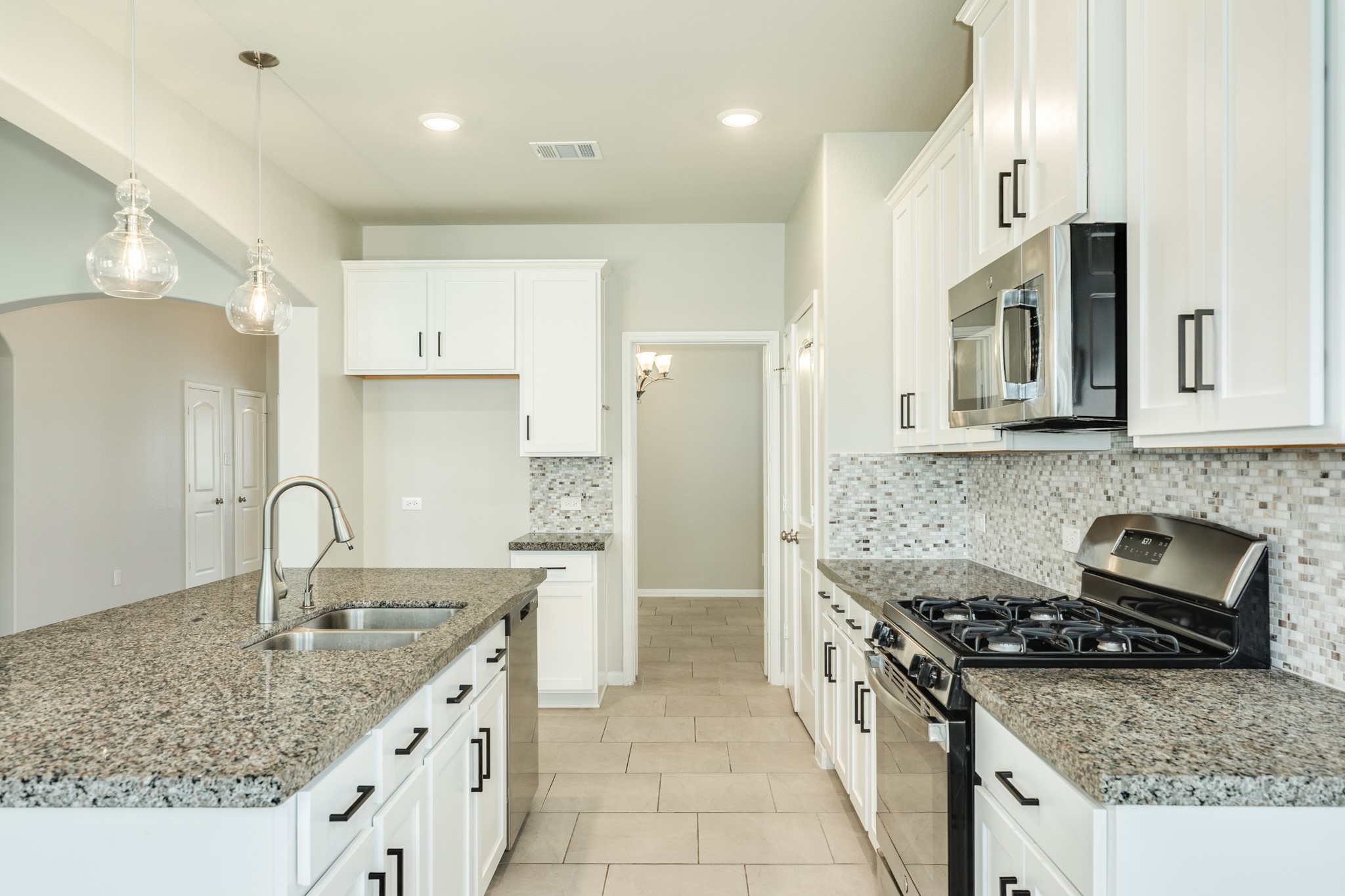 1842 Kenley Way Property Photo 14