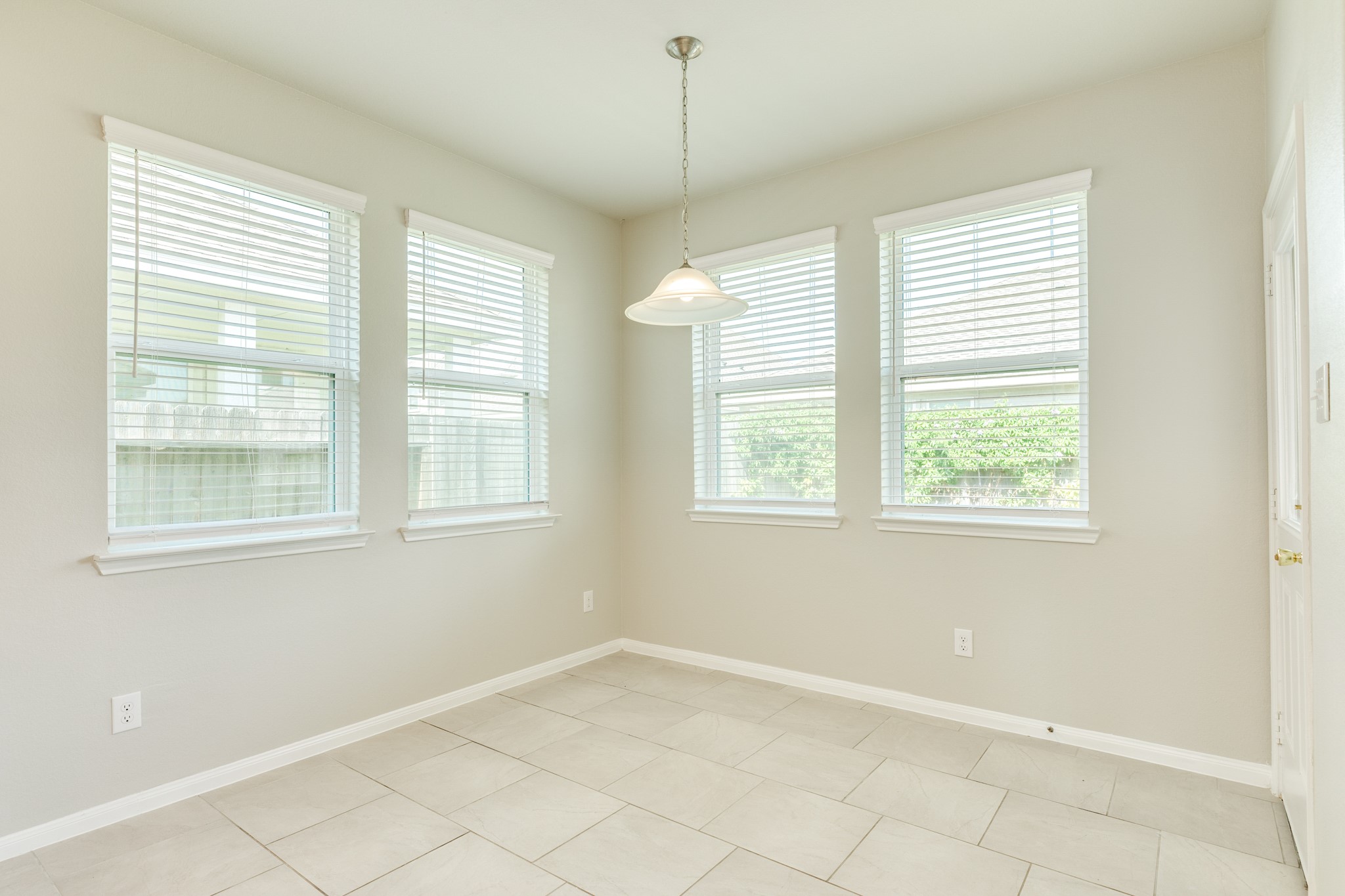 1842 Kenley Way Property Photo 16