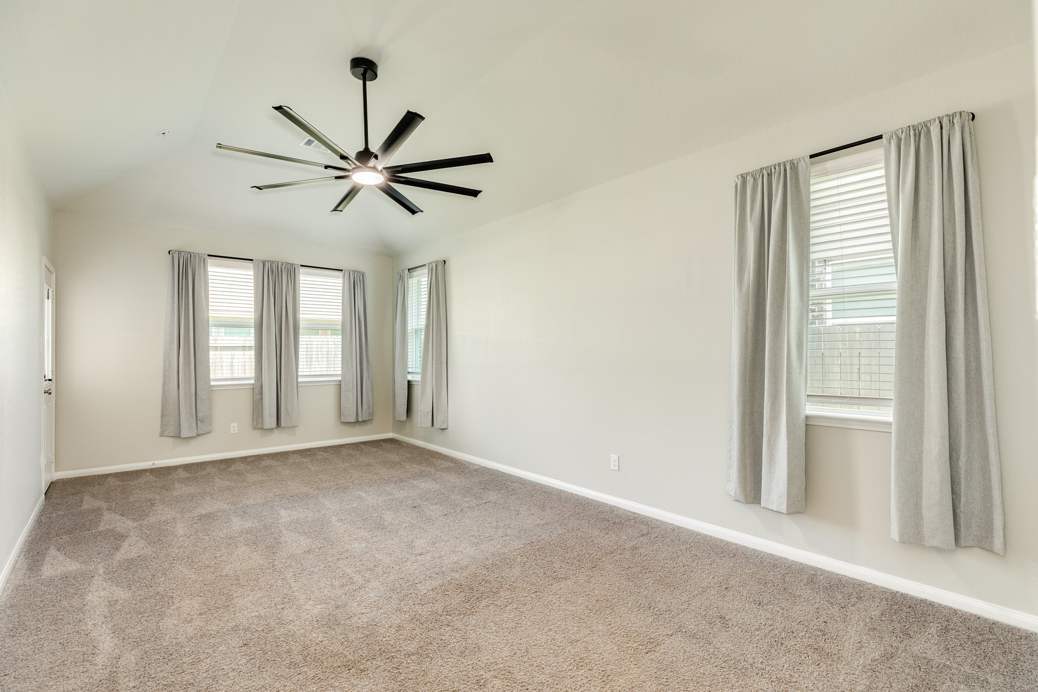 1842 Kenley Way Property Photo 17