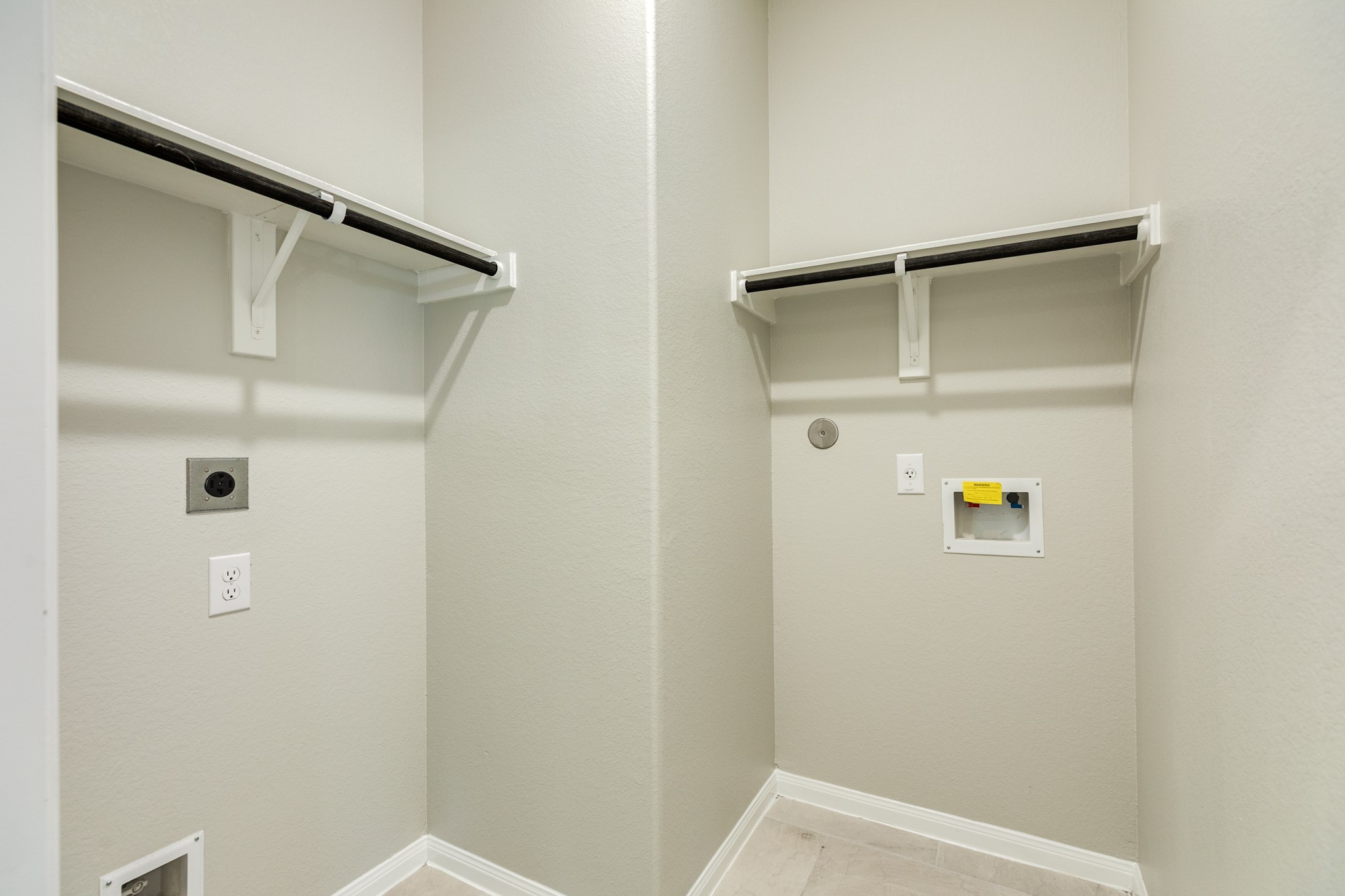 1842 Kenley Way Property Photo 24
