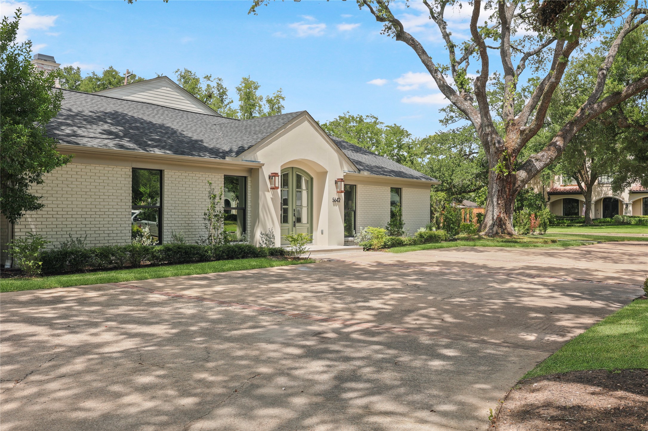 5642 Pine Forest Road Property Photo 1