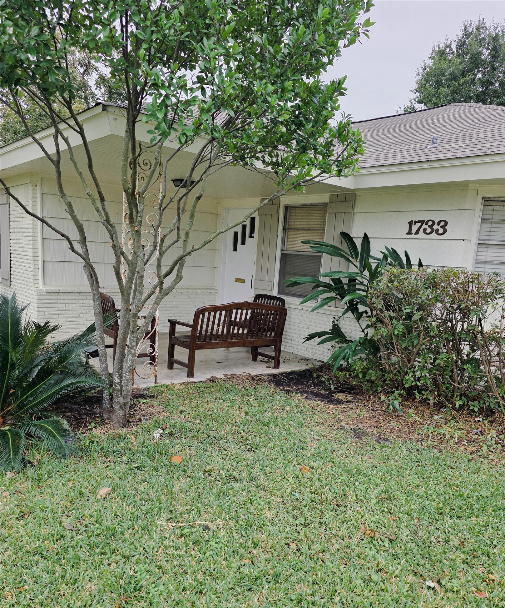 1733 Creek Drive Property Photo 9