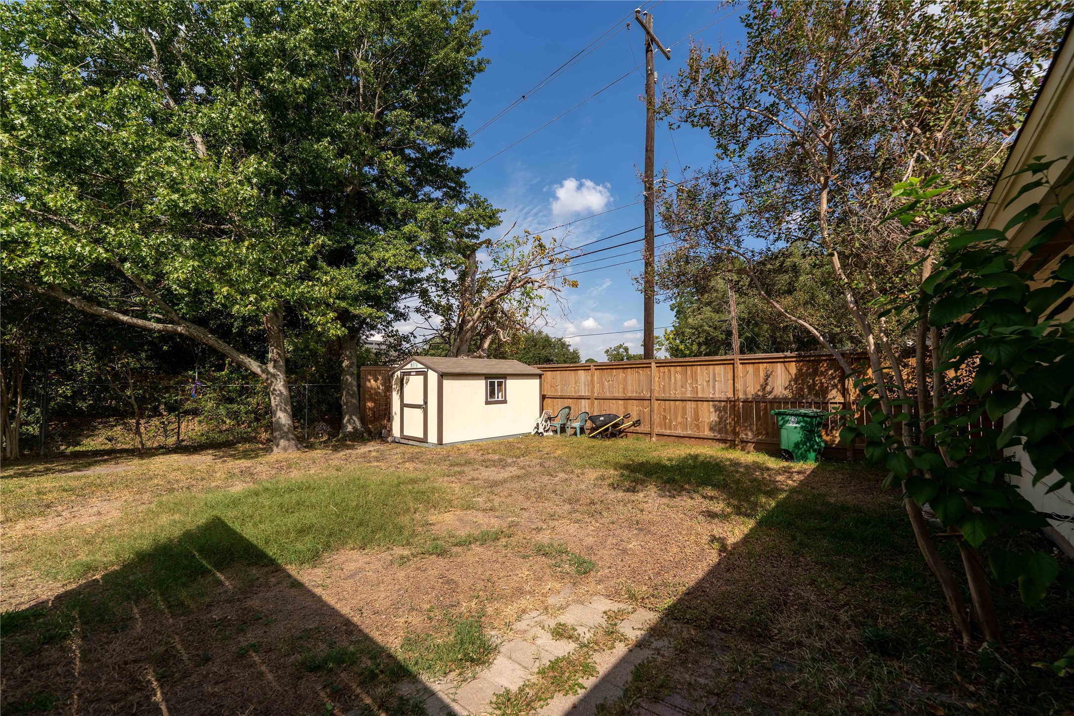 1733 Creek Drive Property Photo 27