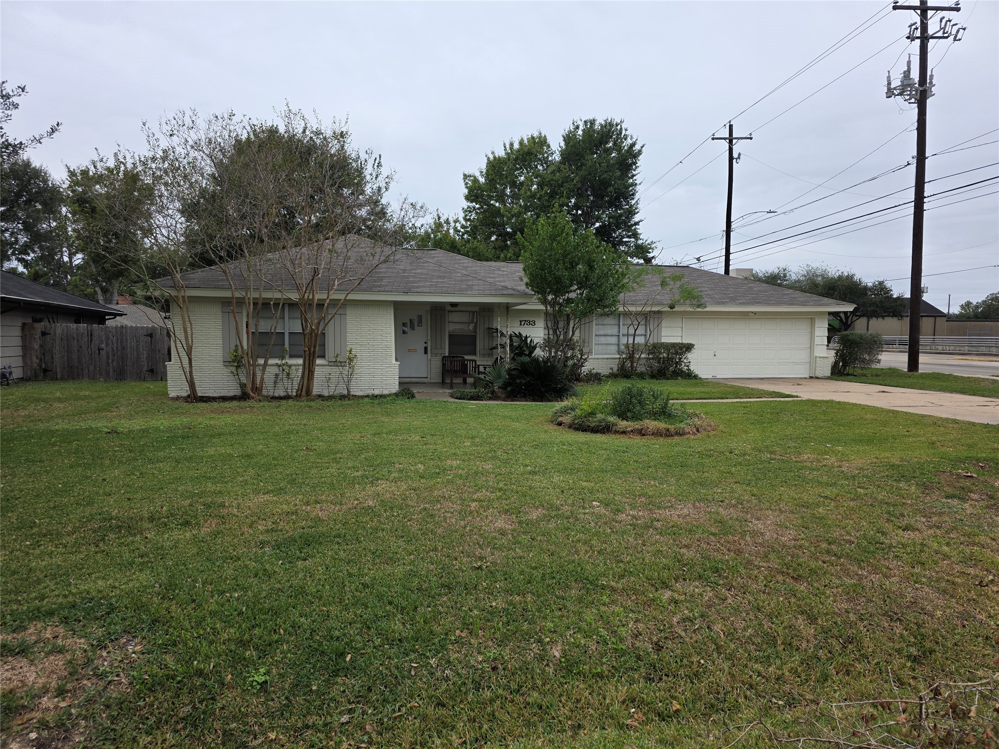 1733 Creek Drive Property Photo 30