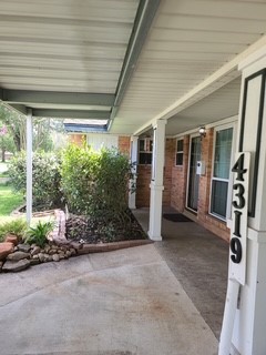 4319 Benning Drive Property Photo 4