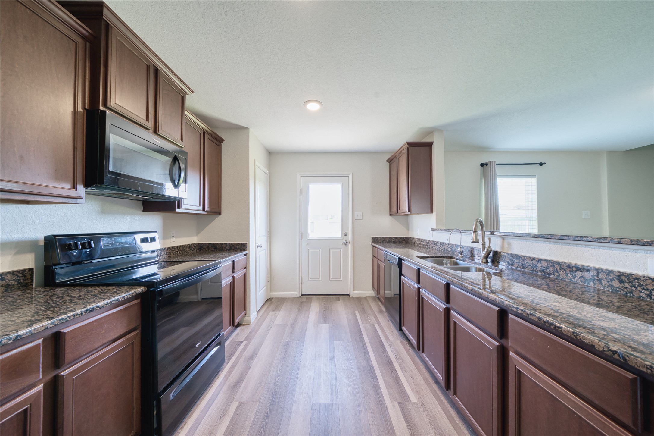 5735 Rainbow Road Property Photo 8