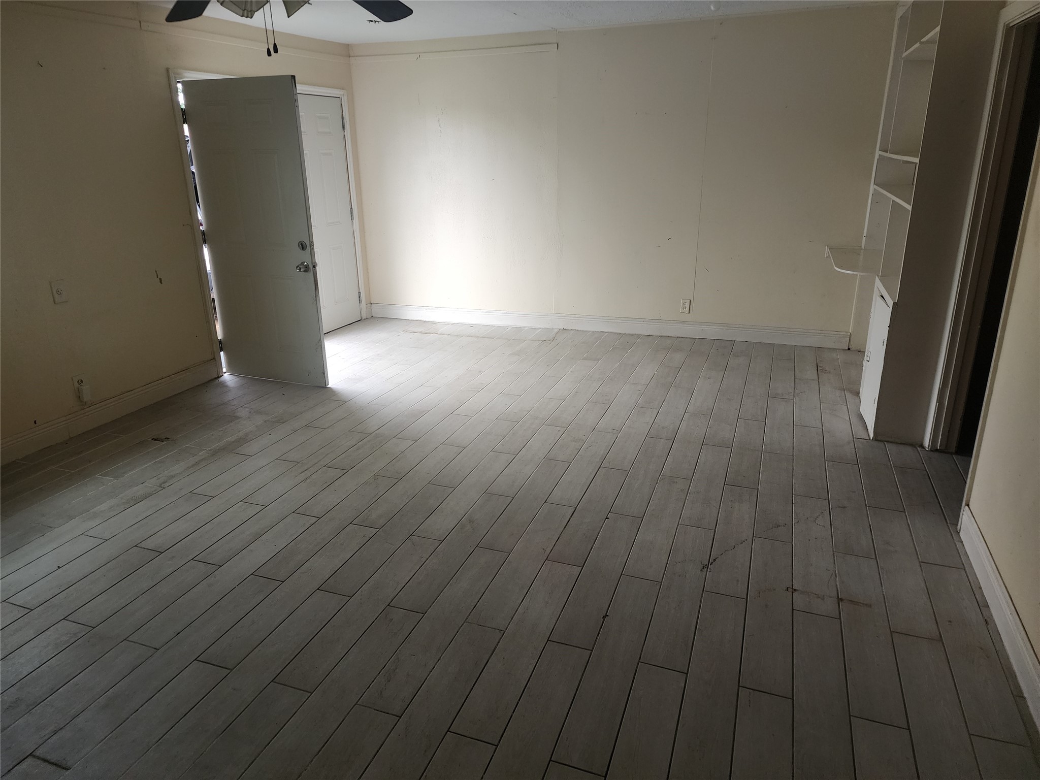 937 Vivian Avenue Property Photo 10