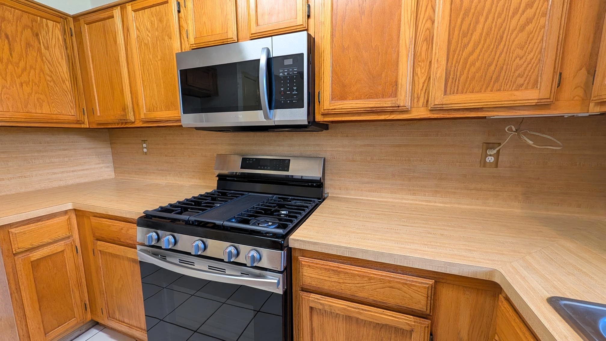 3102 E Heatherock Circle Property Photo 5
