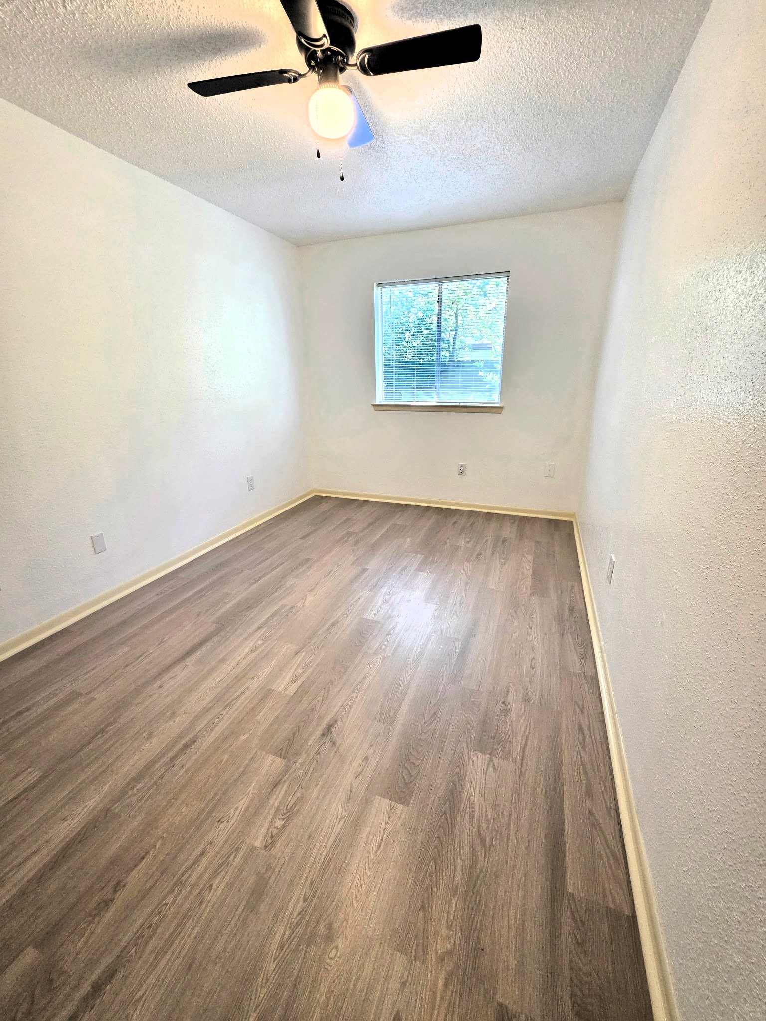 3102 E Heatherock Circle Property Photo 13