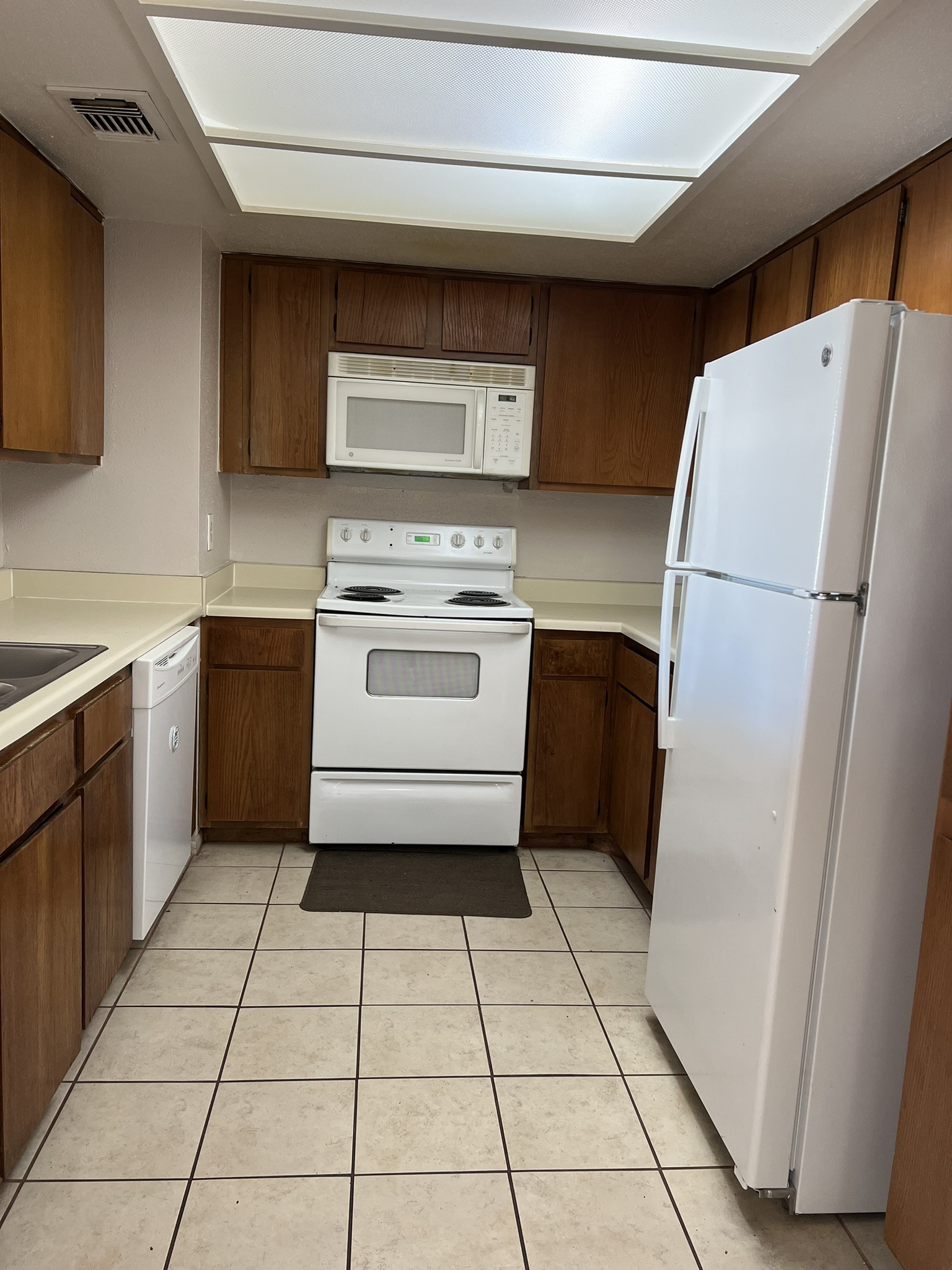 2814 S Bartell Drive 39 Property Photo 1